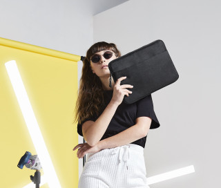 ESSENTIAL 13" LAPTOP CASE